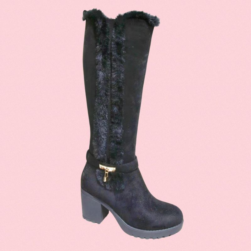 Knee high black fluffy boots