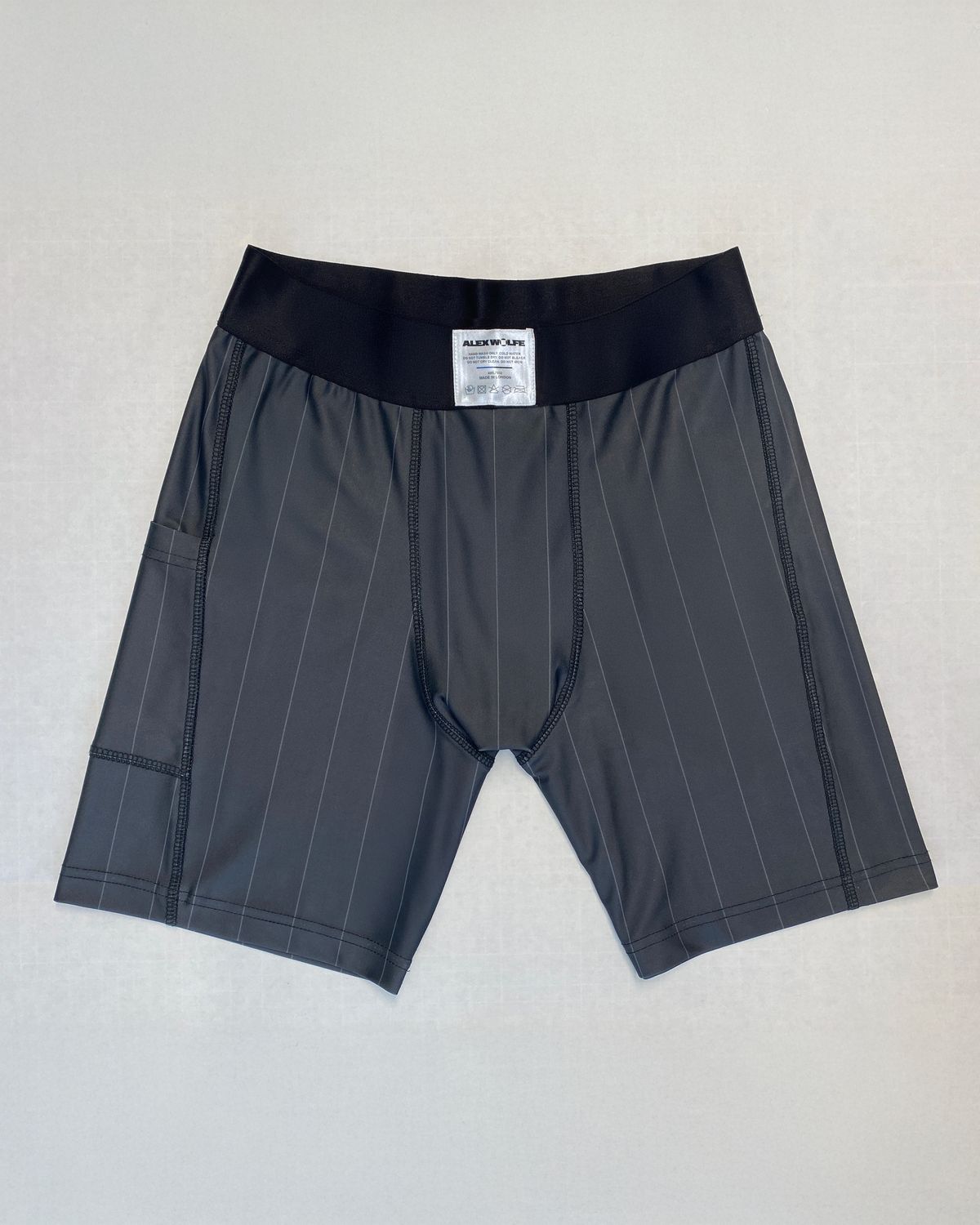 HERO SHORTS PINSTRIPE