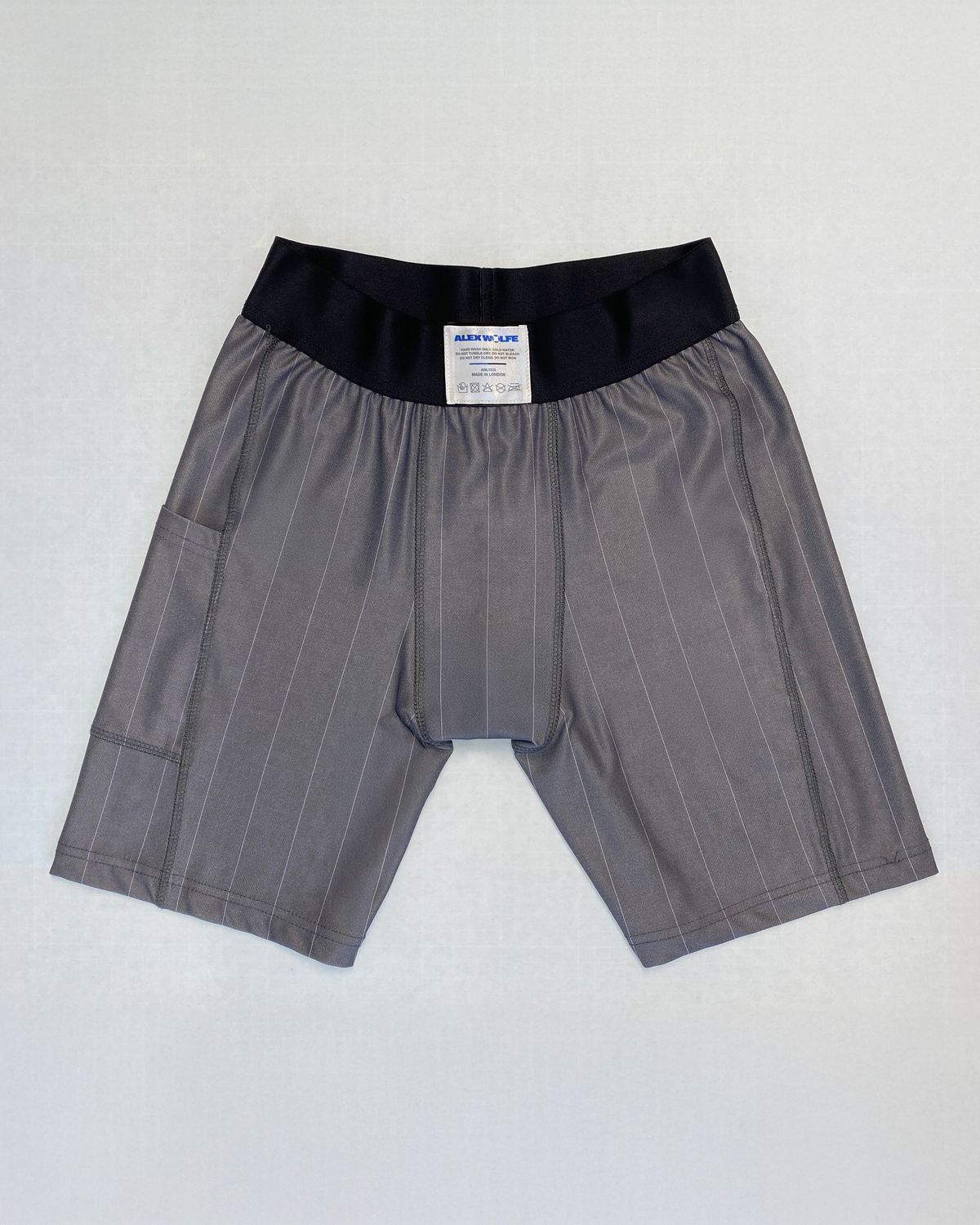 HERO SHORTS PINSTRIPE