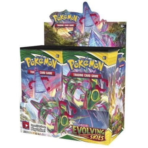 Evolving Skies: Booster Box (36 Packs)