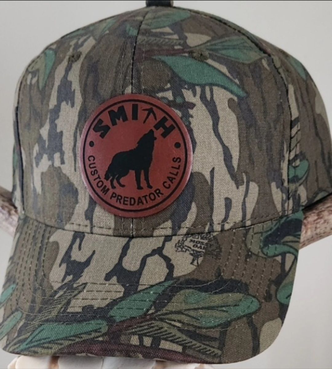 Greenleaf solid back with coyote