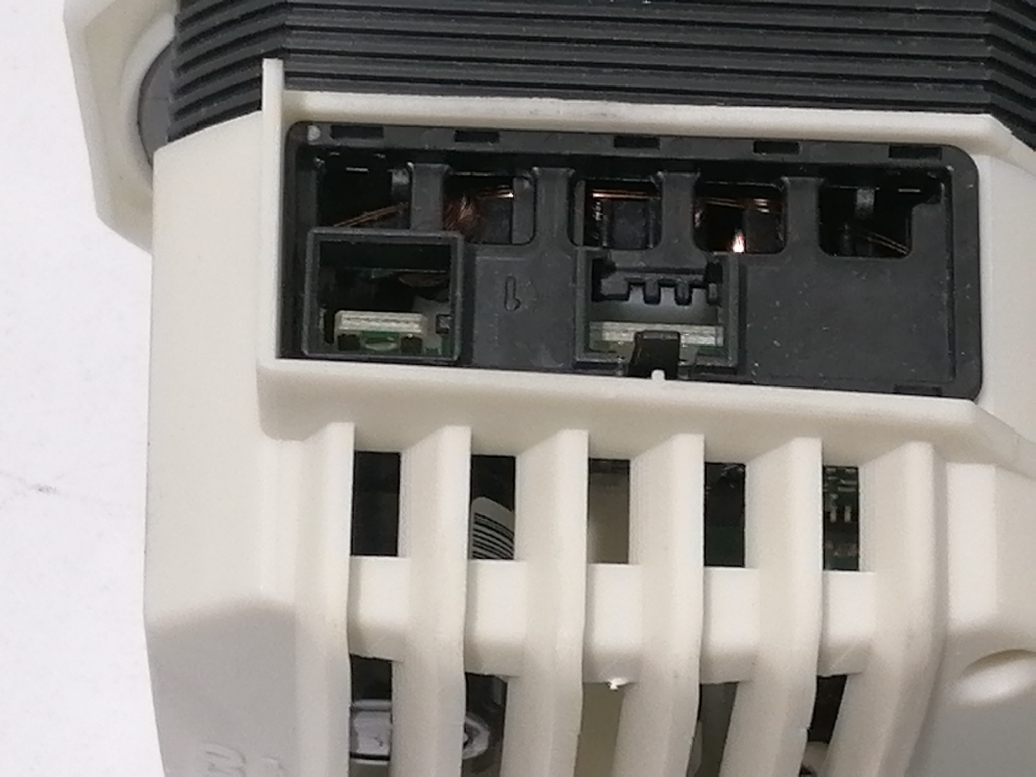 motore pompa lavastoviglie Hotpoint Ariston Indesit originale C00257903