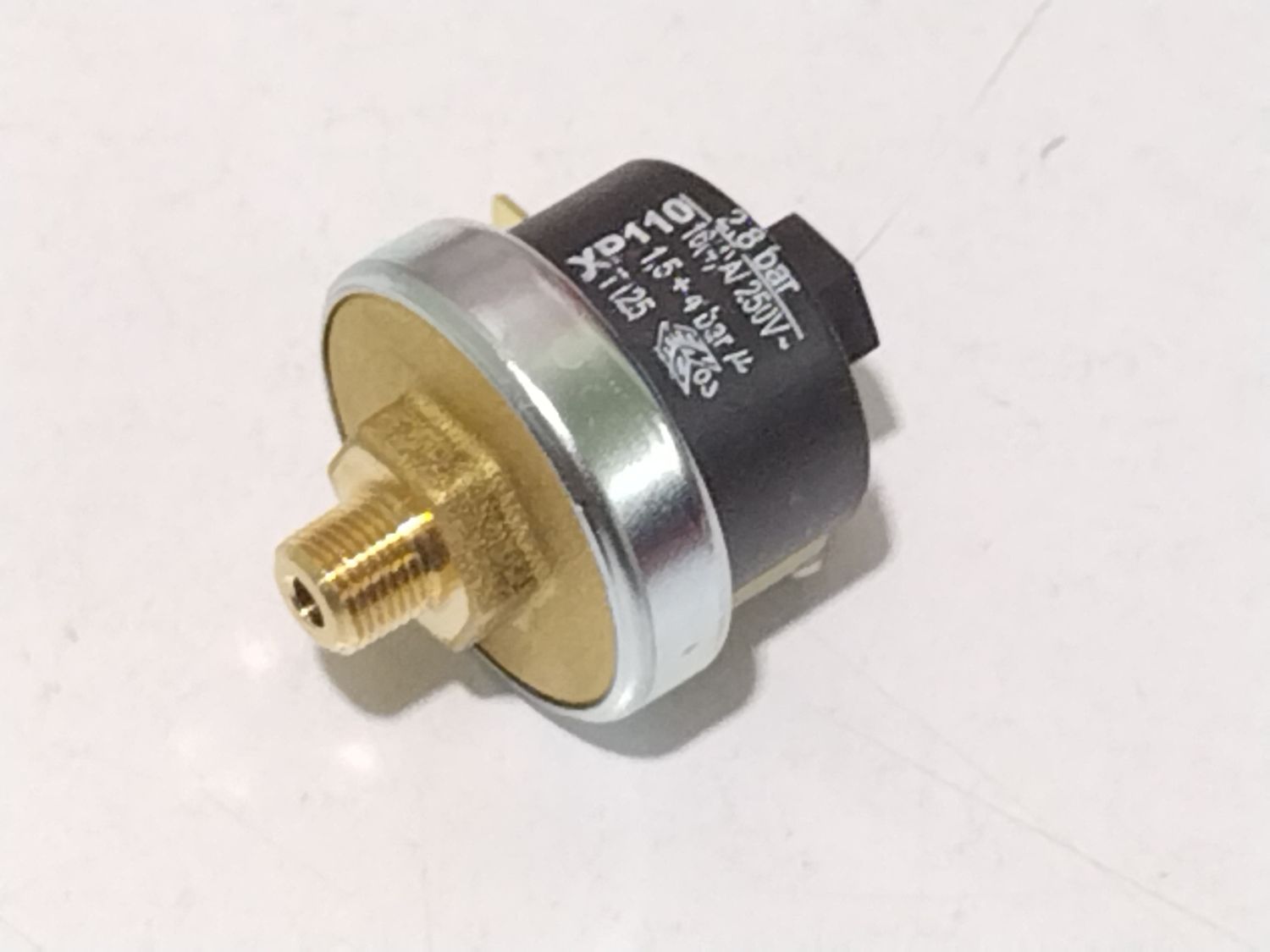 Pressostato ferro da stiro XP110 1/8 2,8 BAR