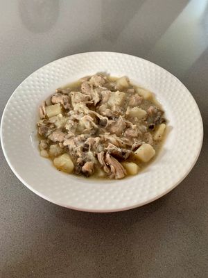 Coq au vin blanc (775g)