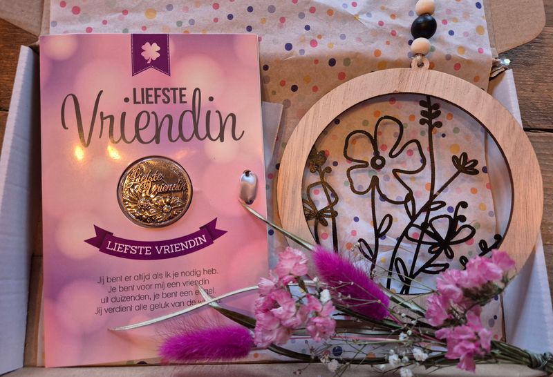 Liefste vriendin brievenbus cadeau