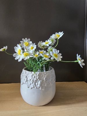 mooie bloemetjes pot met zijde bloemen