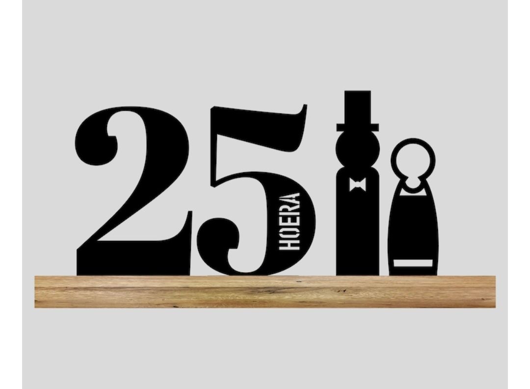 'Uit hout gesneden'25 jaar getrouwd bruidspaar giftset