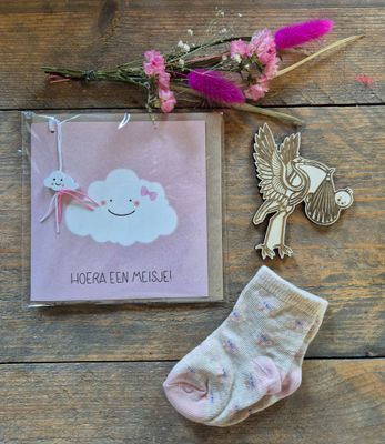 born to be loved  baby  brievenbus cadeau