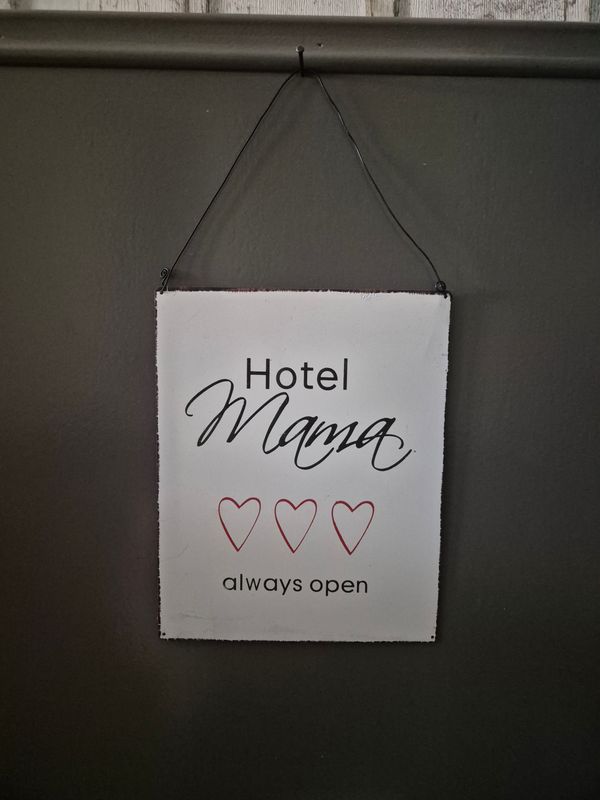 Hotel Mama decoratie hanger