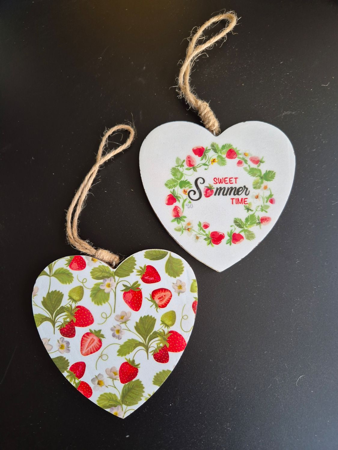 Strawberry harten hanger?