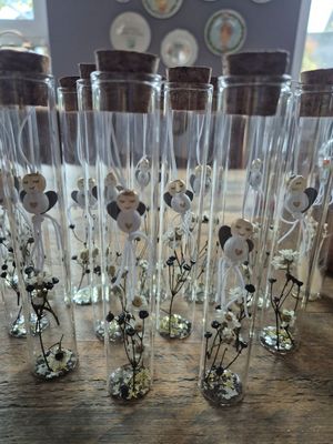 Beschermengel in glazen buisje