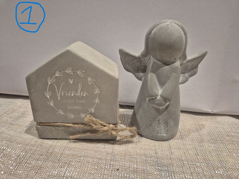 Engel en huisje giftset, van elk setje is er 1