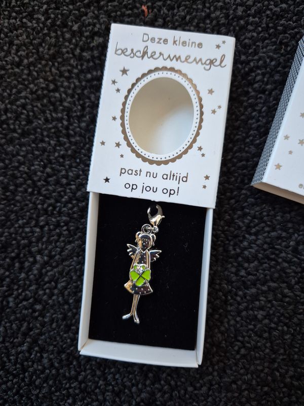 beschermengel in een doosje