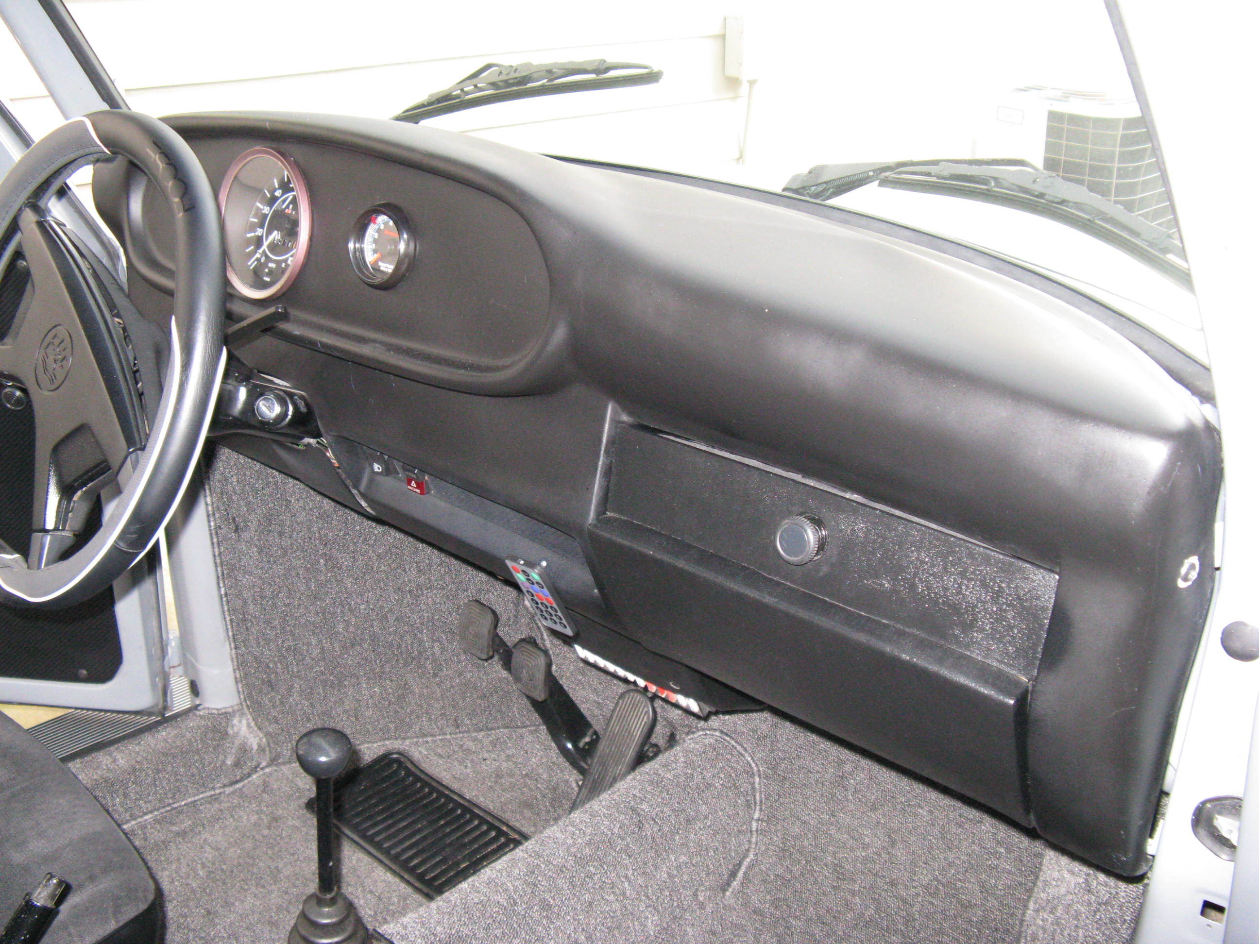 Fresh Air Dash Vent For VW Beetle Type 1 & Super Beetle - Replaces 113819635A - Black Plastic