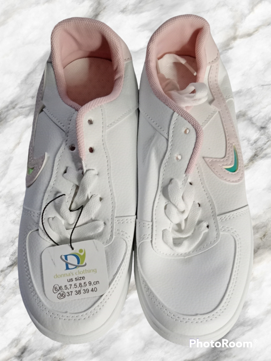women sport gym shoes