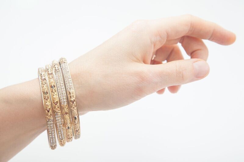 BRACCIALI RIGIDI