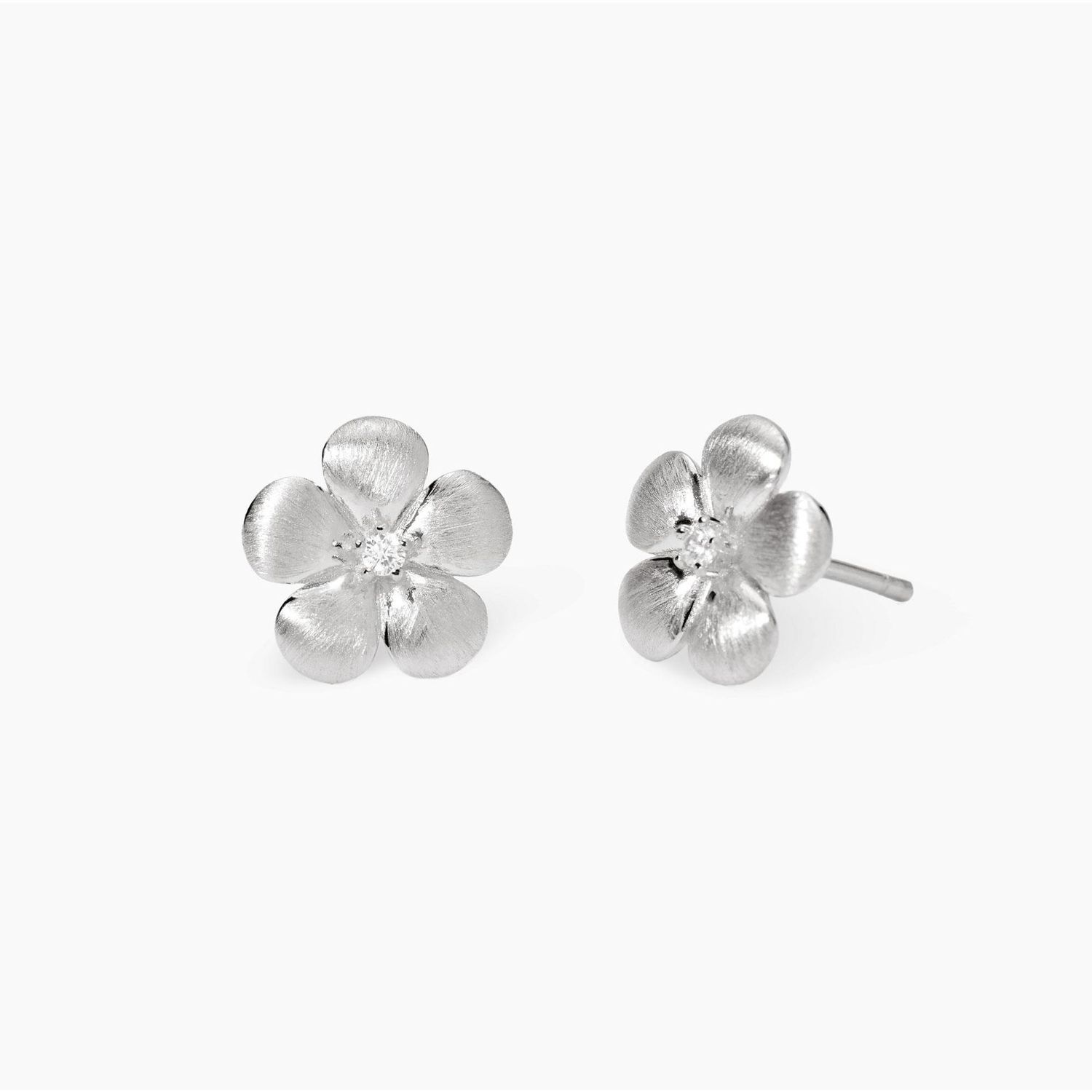Mabina Orecchini fiore in argento bulinato