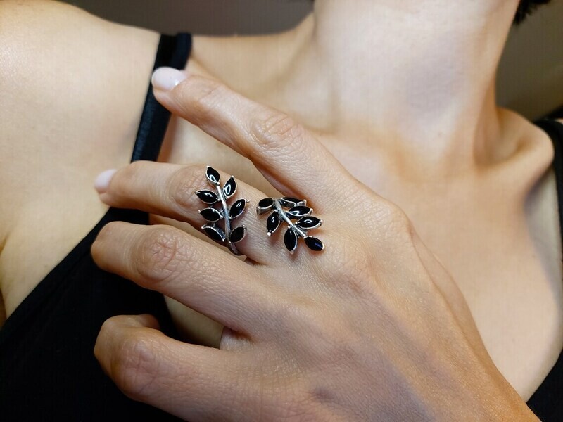 Silver Enamel Olive LEAF Knuckle Ring, Tree Branch Fern Ring - Handmade - BLACK