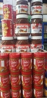 المربى والشوكولاته السائلة