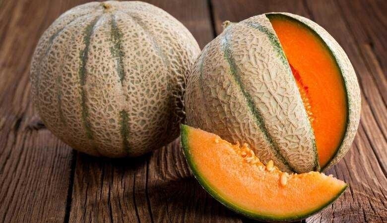 شمام صخري ايراني وزن ٢.٥٠٠ جرام