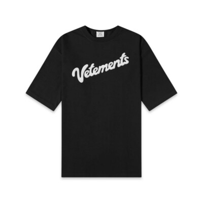VETEMENTS SWEET LOGO TEE BLACK