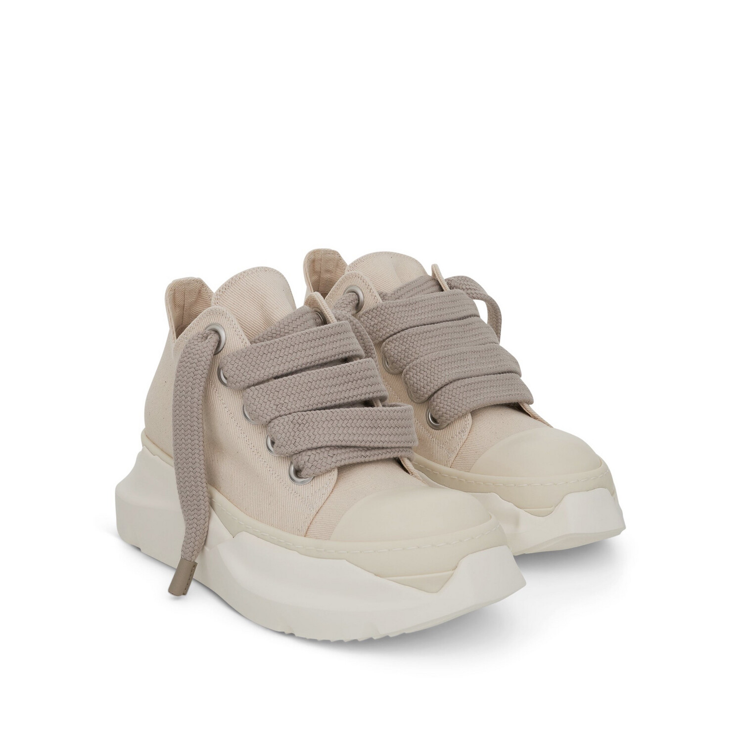 DARK SHADOW Laces Low Sneaker in Natural/Milk