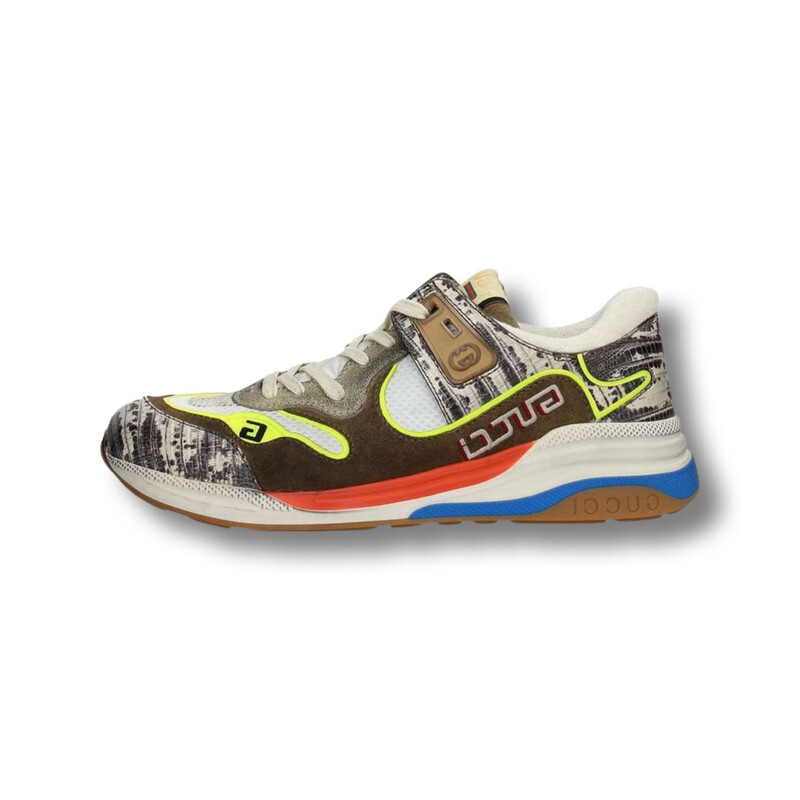 GUCCI Low- Men's Ultrapace Sneaker In Grey GUCCI Low- Men's Ultrapace Sneaker In Grey