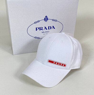 Prada furar boné de beisebol branco