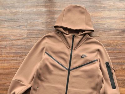 NIKE TECH FLEECE HOODIE COM Fecho - Salmão 