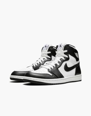 Air Jordan 1 Retro High OG Preto e Branco