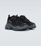 BALENCIAGA TRIPLE S CLEAR SOLE IN BLACK