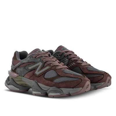 New Balance 9060 TRUFFLE