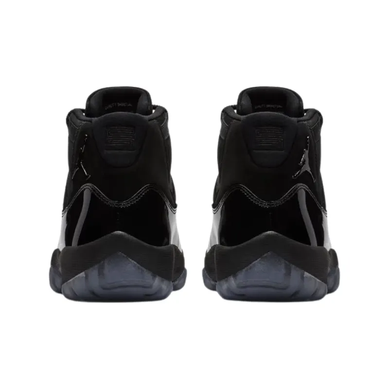 AIR JORDAN 11 CAP &amp; GOWN