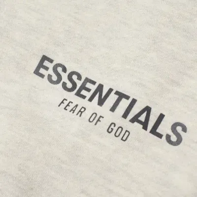 FOG ESSENTIALS SWEATSHORT LIGHT HEATHER OATMEAL