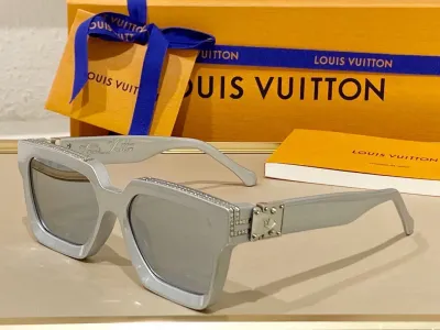 LOUIS VUITTON Millionaire 1.1 Sunglasses Platinum