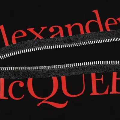ALEXANDER MCQUEEN Black &amp; Red Zip Print T-Shirt