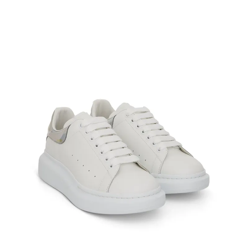 ALEXANDER McQUEEN Sneakers in White/Silver