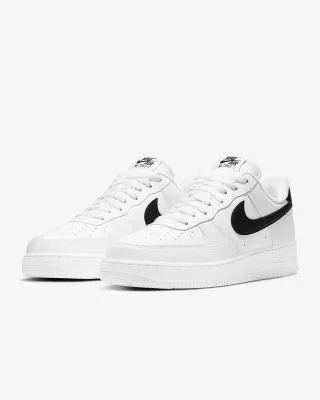Nike Air Force 1 '07 White &amp; Black