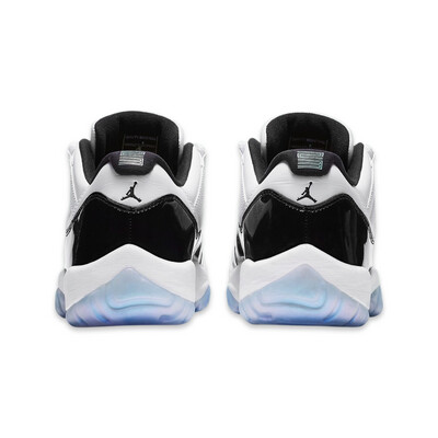 Air Jordan 11 Low “Concord”