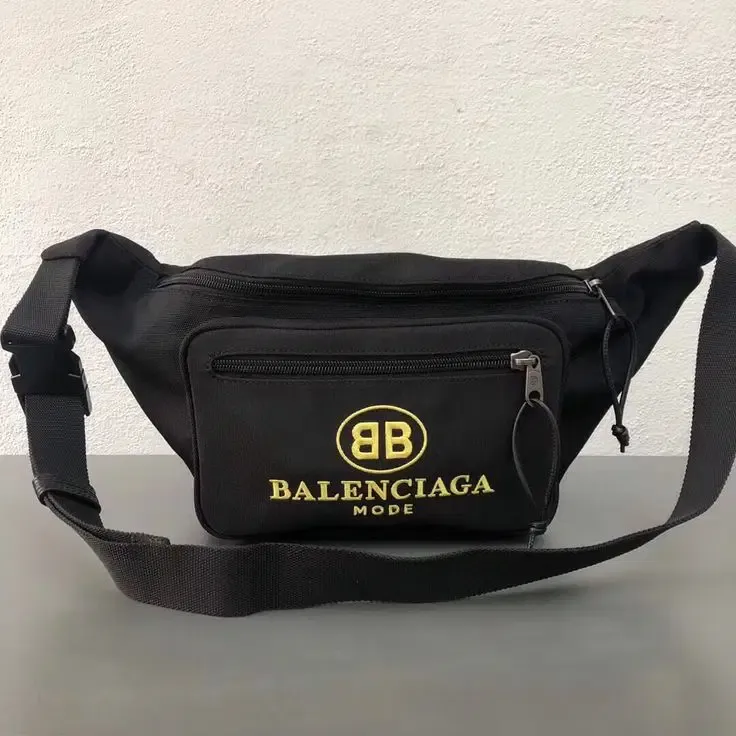 BALENCIAGA EXPLORER BELTPACK BB LOGO BLACK