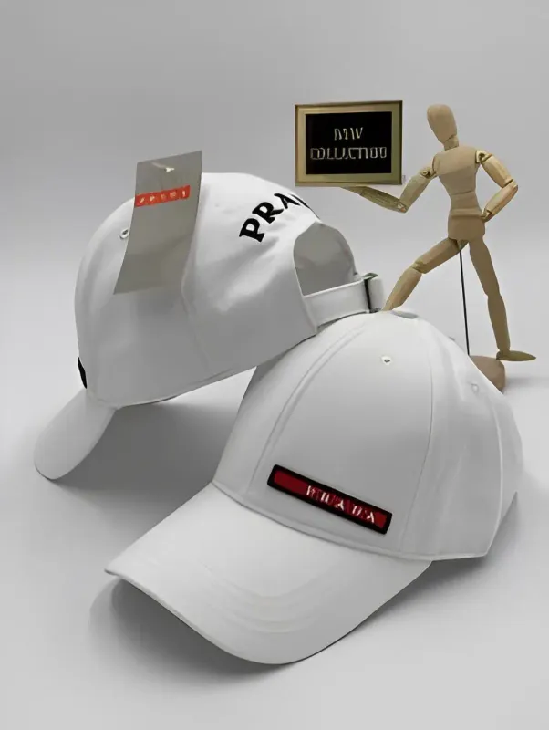 Prada furar boné de beisebol branco