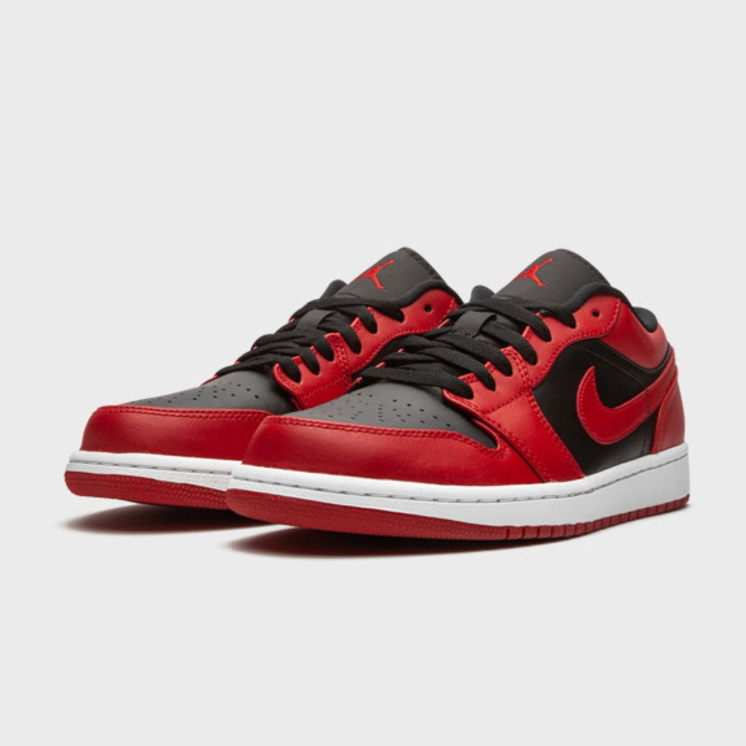 AIR JORDAN 1 LOW "REVERSE BRED"