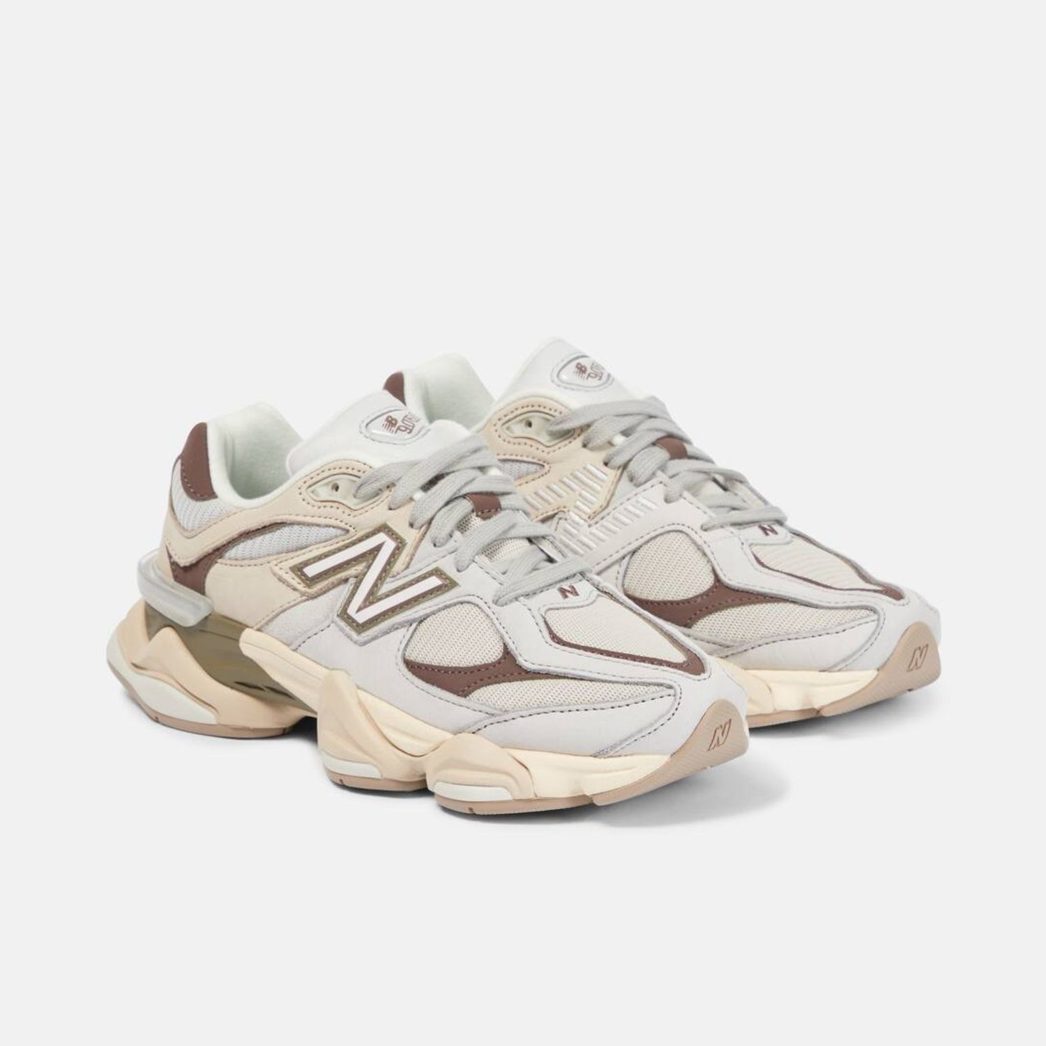 New Balance 9060 Driftwood Linen Sapatilhas New Balance 9060 Driftwood Linen Bege e Castanho - Vista de Perfil