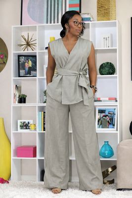 Fato Feminino Colete V + Calça Pantalona cinzento