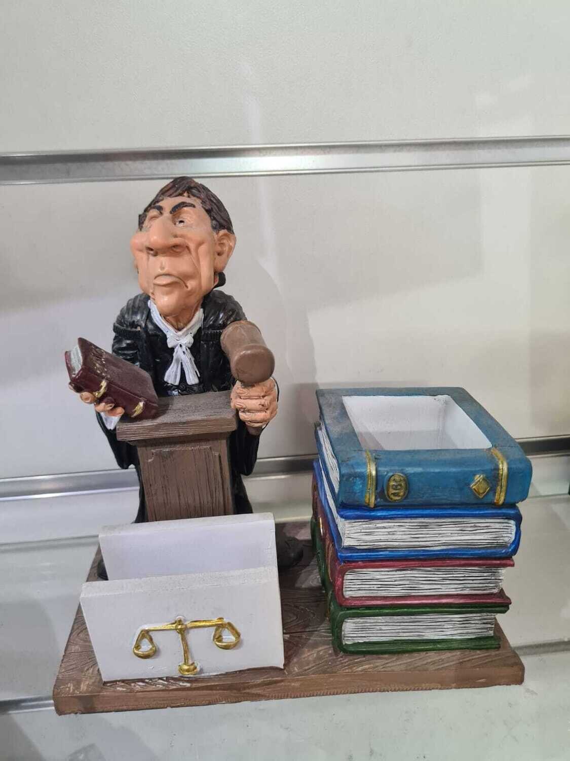 מתנה מיוחדת לעורך משפטים