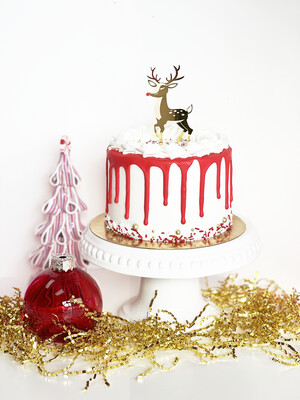 Reindeer Holiday Cake