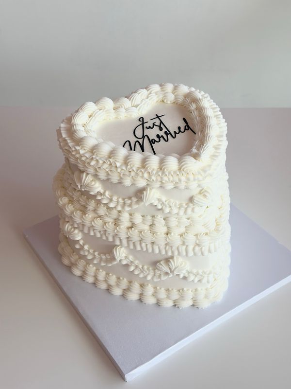 Create Your Own Two Tier Heart Cake