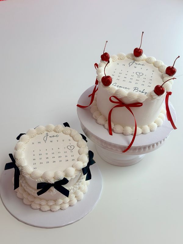 Calendar Cake
