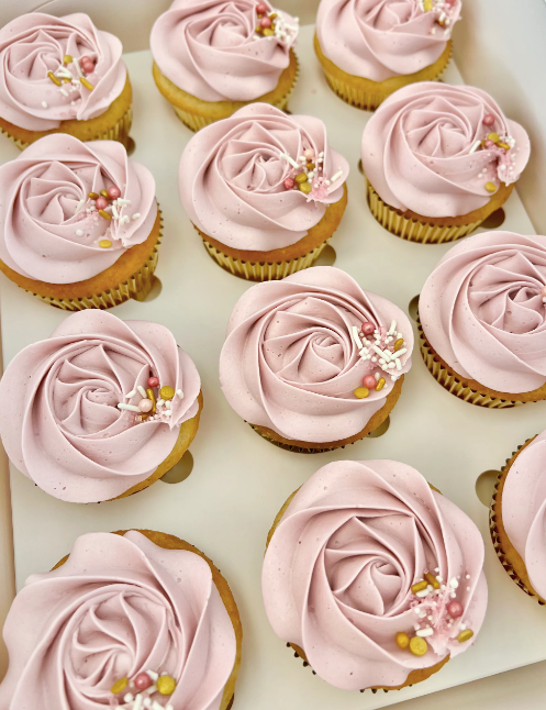 Custom Icing Cupcakes (Per Dozen), Style: Simple Swirl