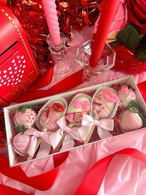 Cakegram Sweet Treat Gift Box